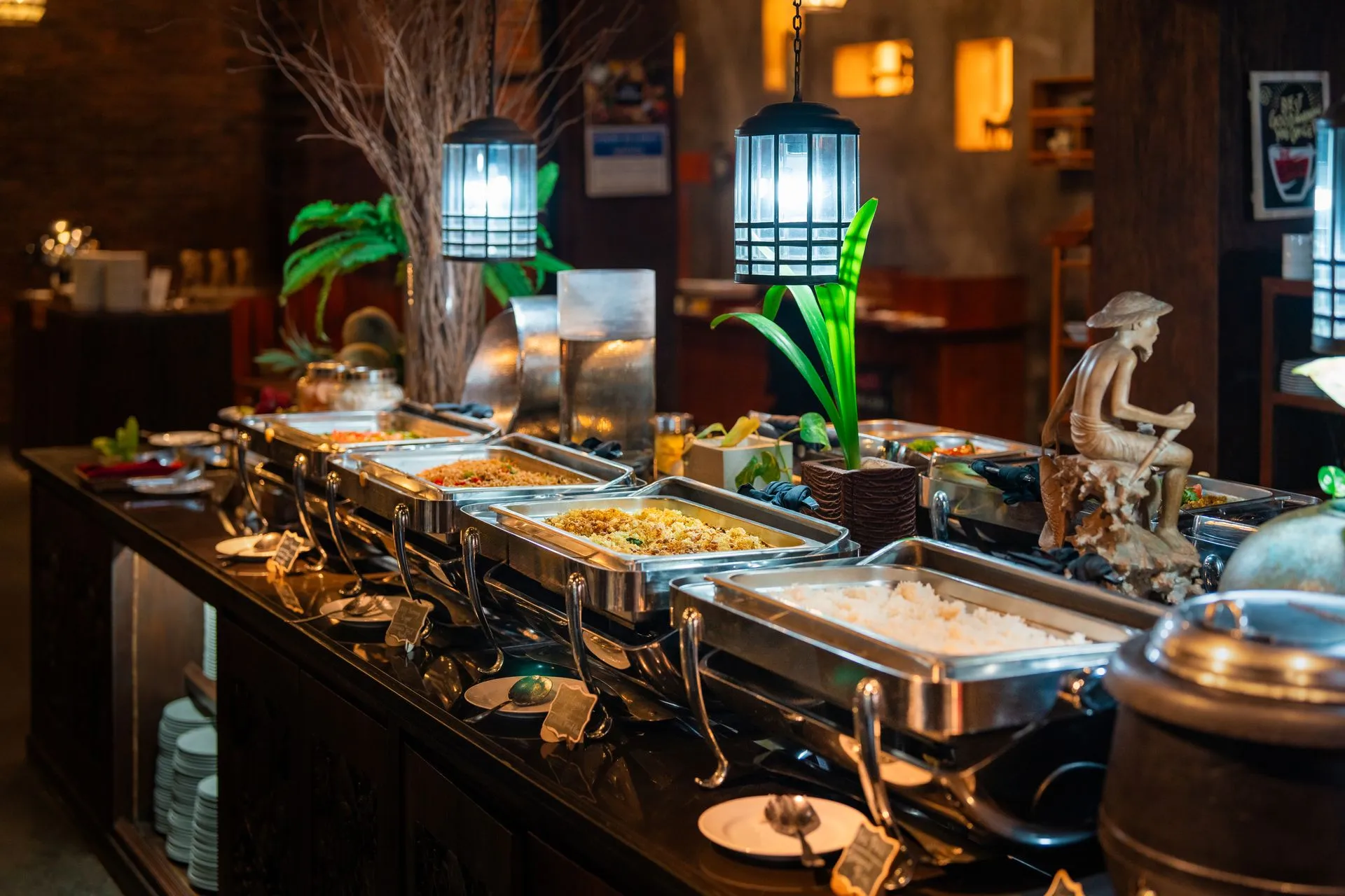 swiss-belhotel-+rainforest-+Oak+-+Restaurant+-+5-1920w